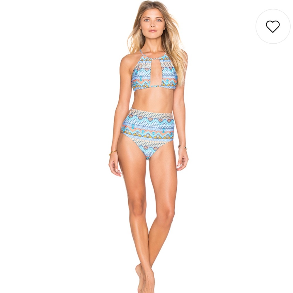 NWT MINKPINK BOHO BIKINI TOP SIZE SMALL